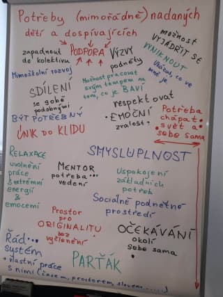 318433718 657544102774252 1758669249633085989 n